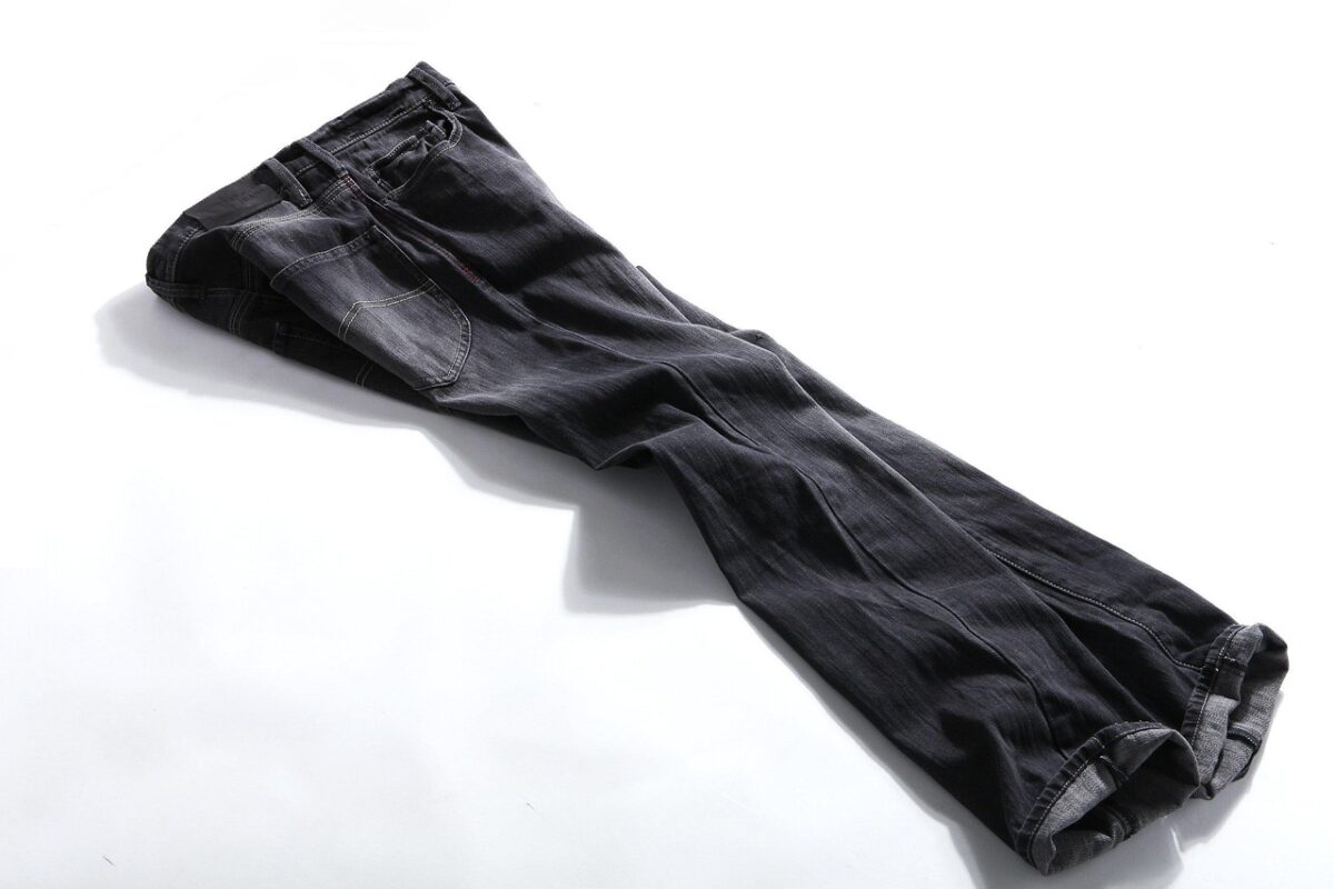 Baggy jeans: rise, leg opening and the numbers that matter