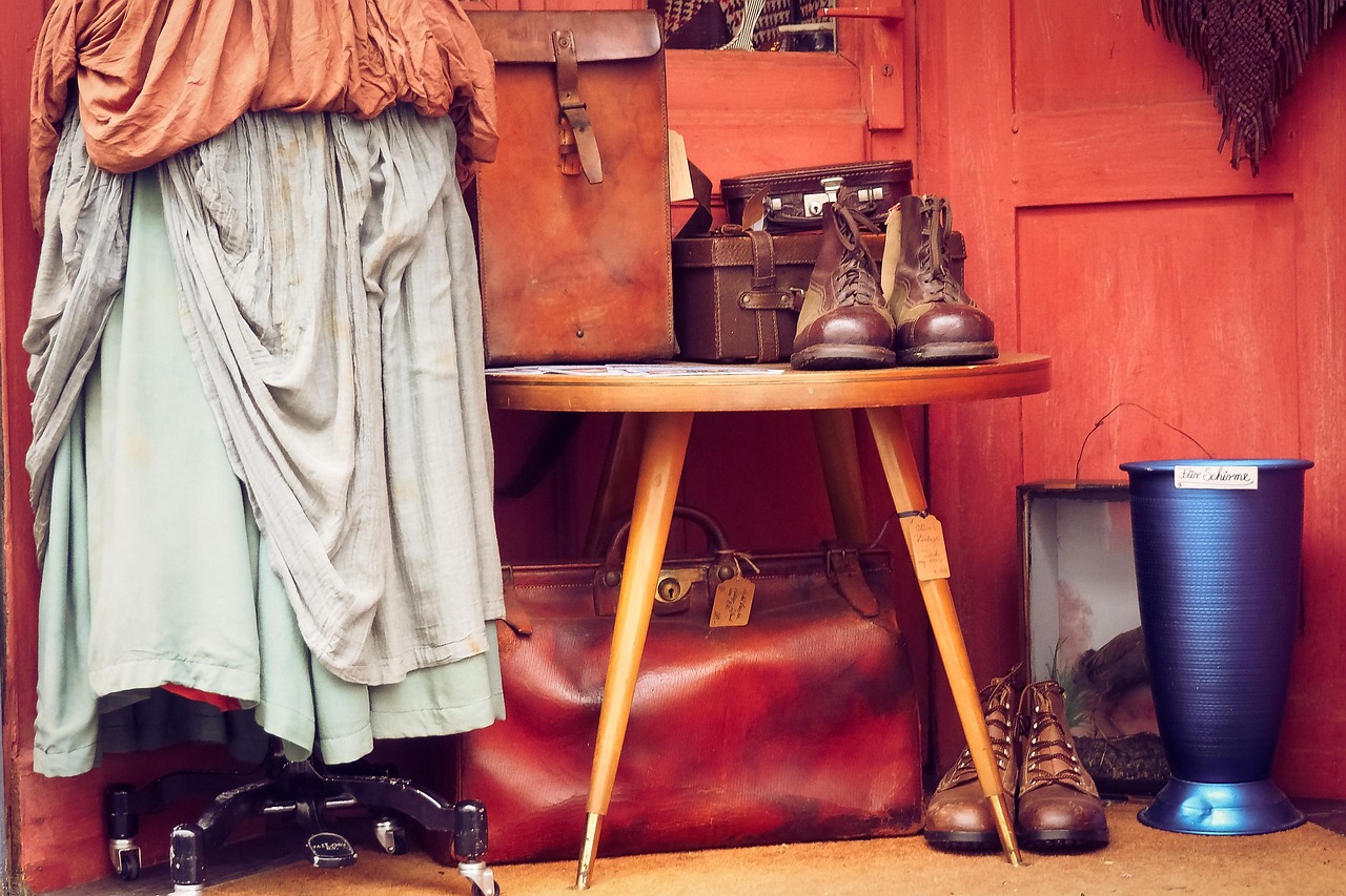 Buying vintage-look pieces without buying disposable ones